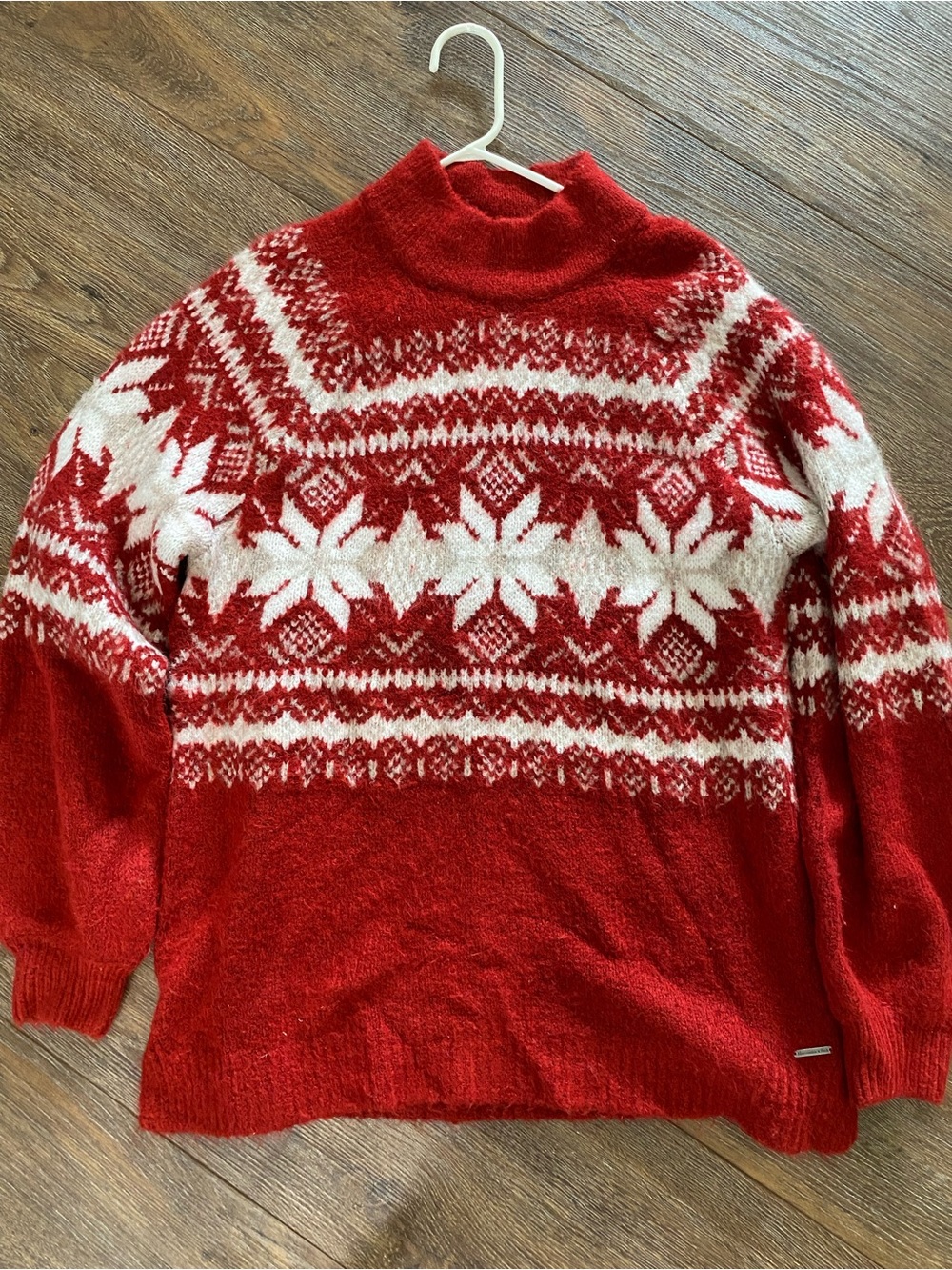 Abercrombie & Fitch Red and White Fair Isle Sweater